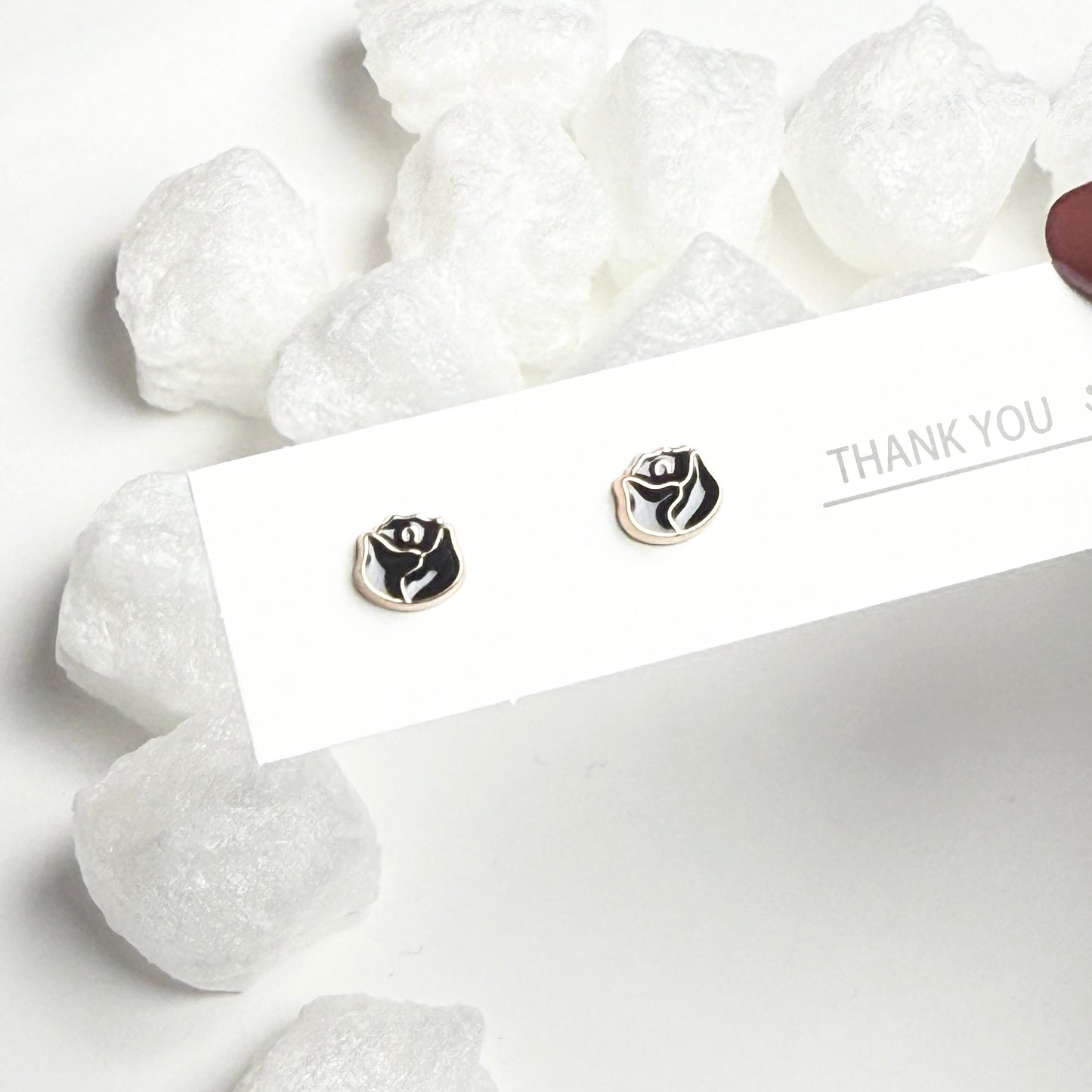 Black Enamel Rose Silver Frame Round Stud Earrings D