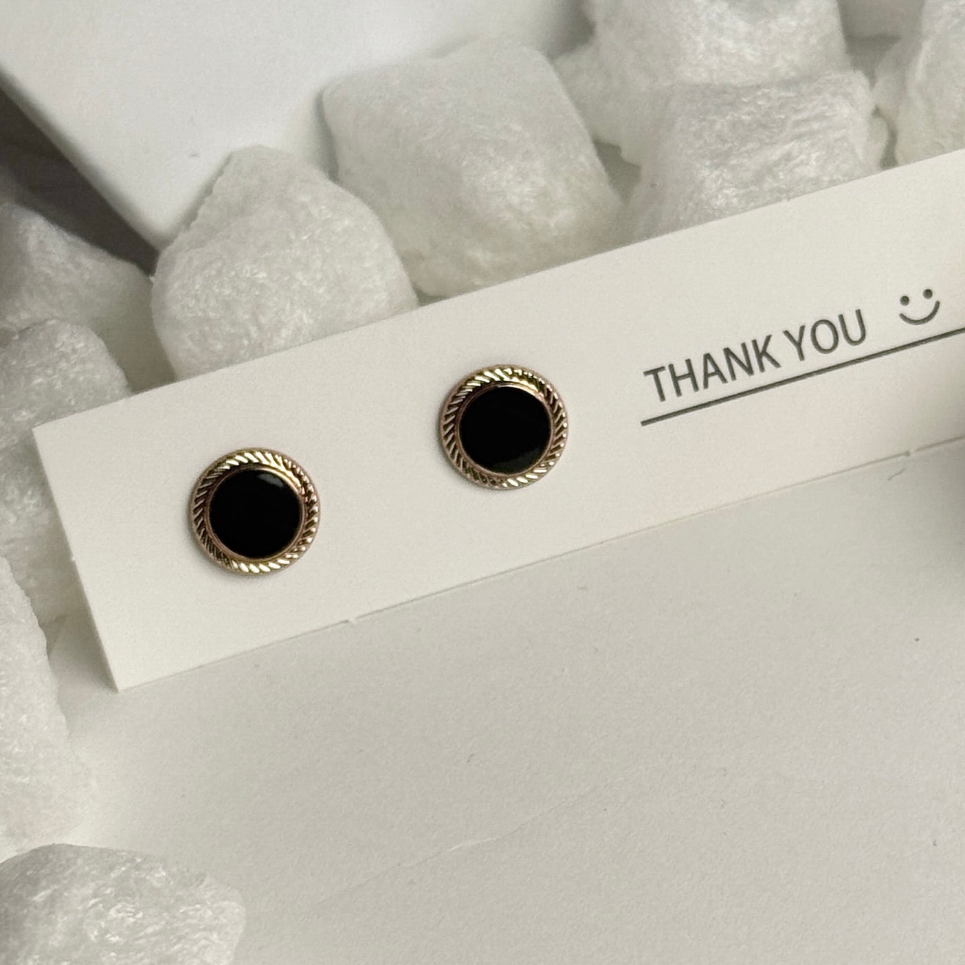 Black Enamel Round Gold Rope Border Stud Earrings C