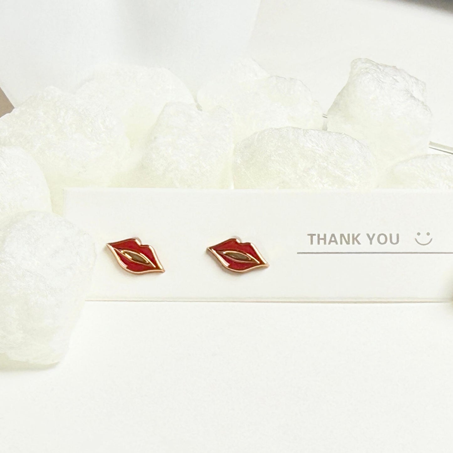 Red enamel lips stud simple earrings