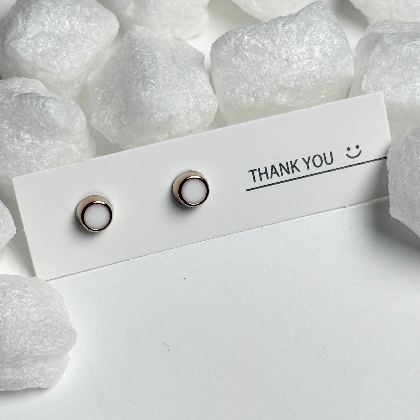 Gold Circle Outline Stud Earrings E