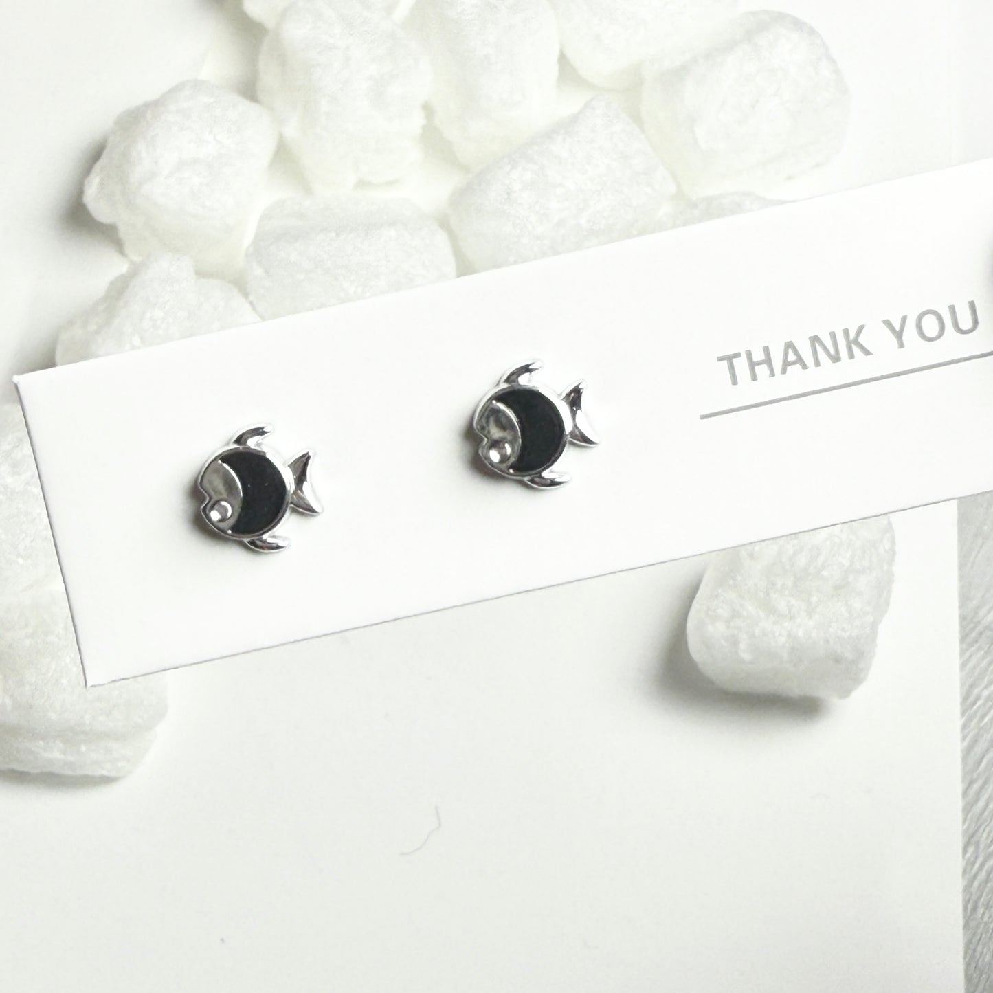 Black Enamel Fish Silver Frame Stud Earrings D