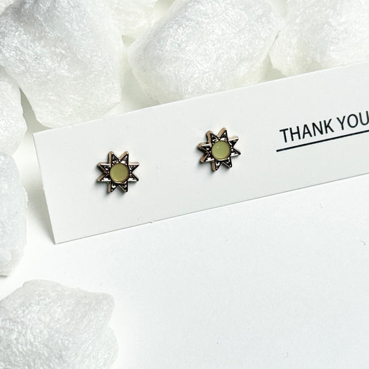Yellow Enamel Star Center Silver Sunray Frame Stud Earrings G
