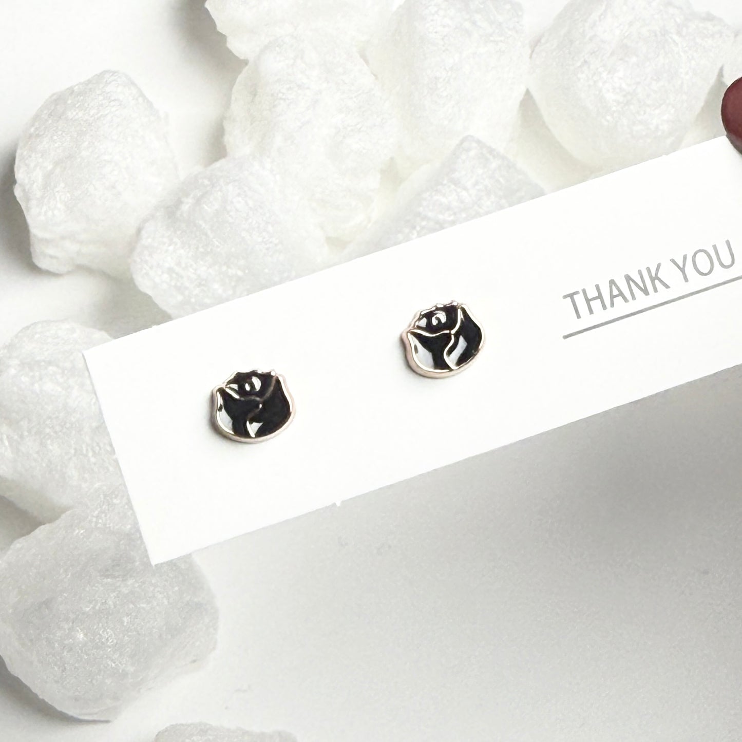 Black Enamel Rose Silver Frame Round Stud Earrings D