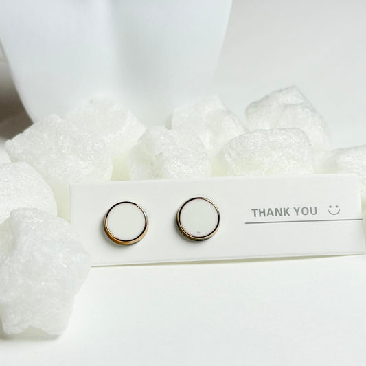 White enamel simple stud earrings G11