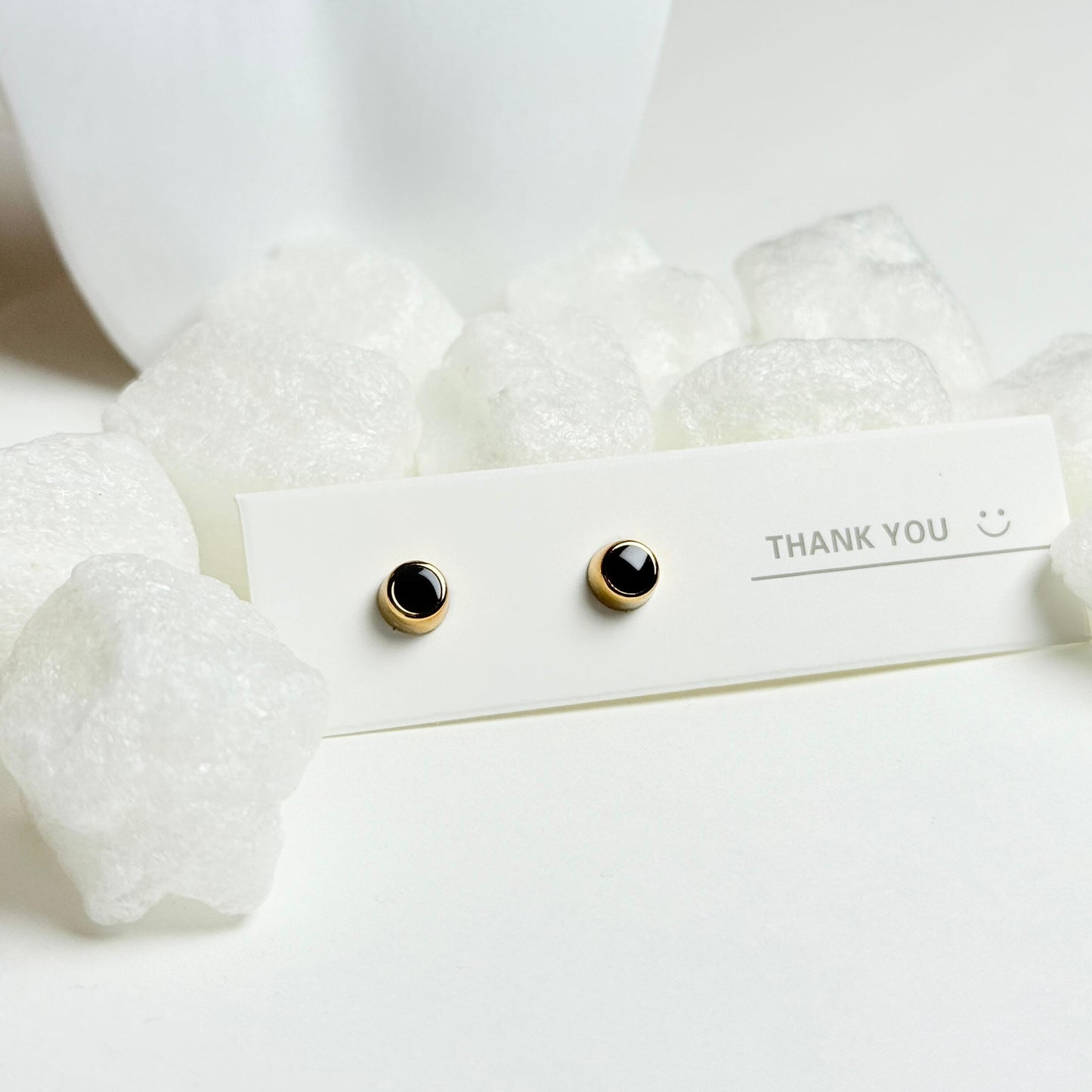 Simple black enamel stud earrings G10