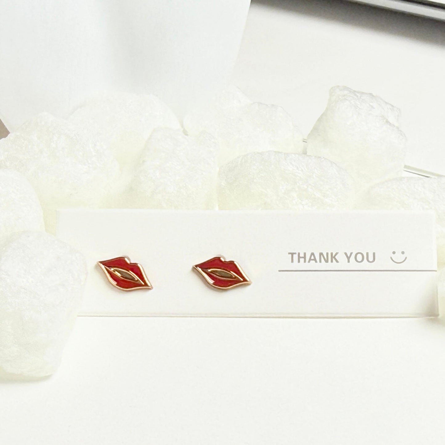 Red enamel lips stud simple earrings
