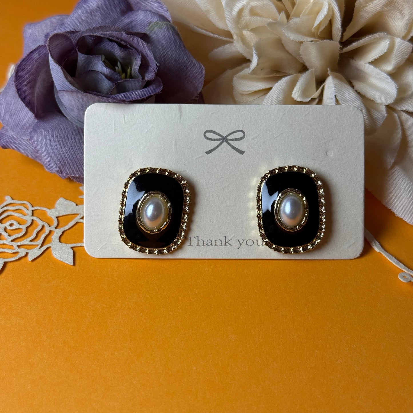 Vintage Pearl & Black Enamel Stud Earrings - Gold Trim