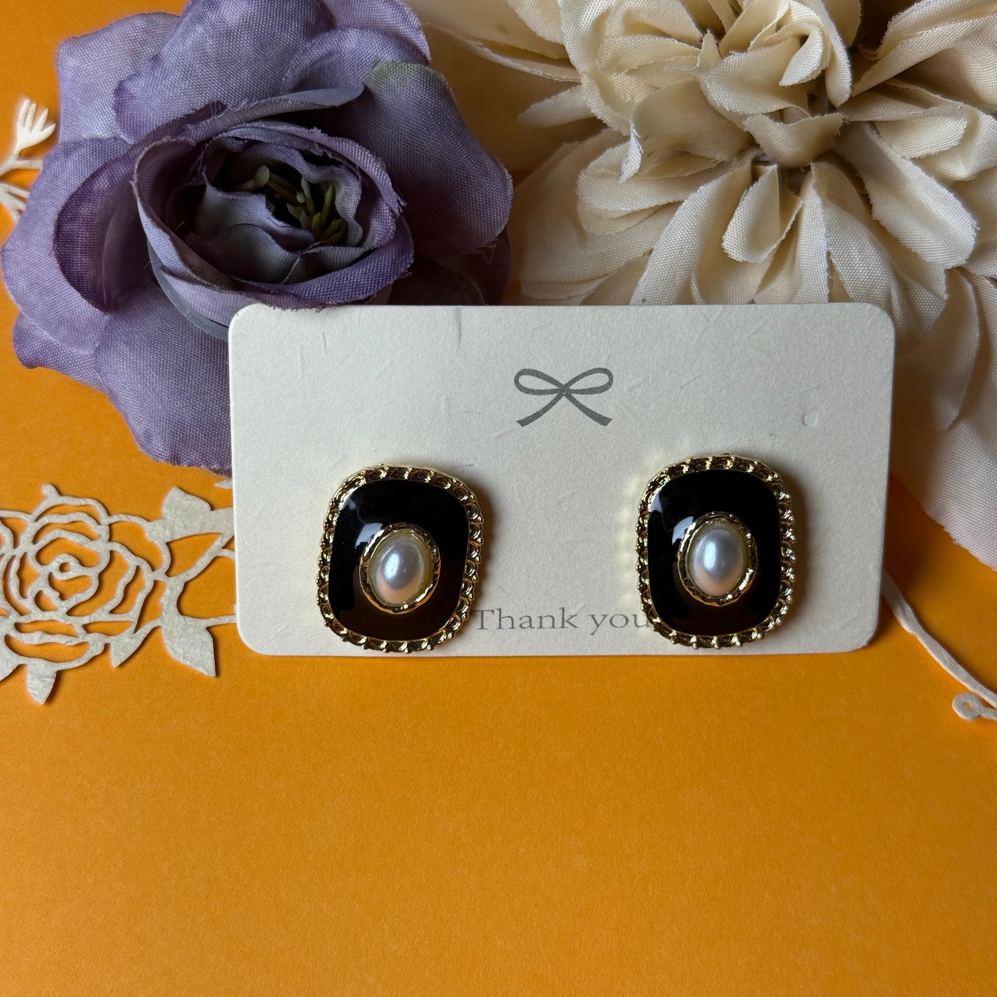 Vintage Pearl & Black Enamel Stud Earrings - Gold Trim